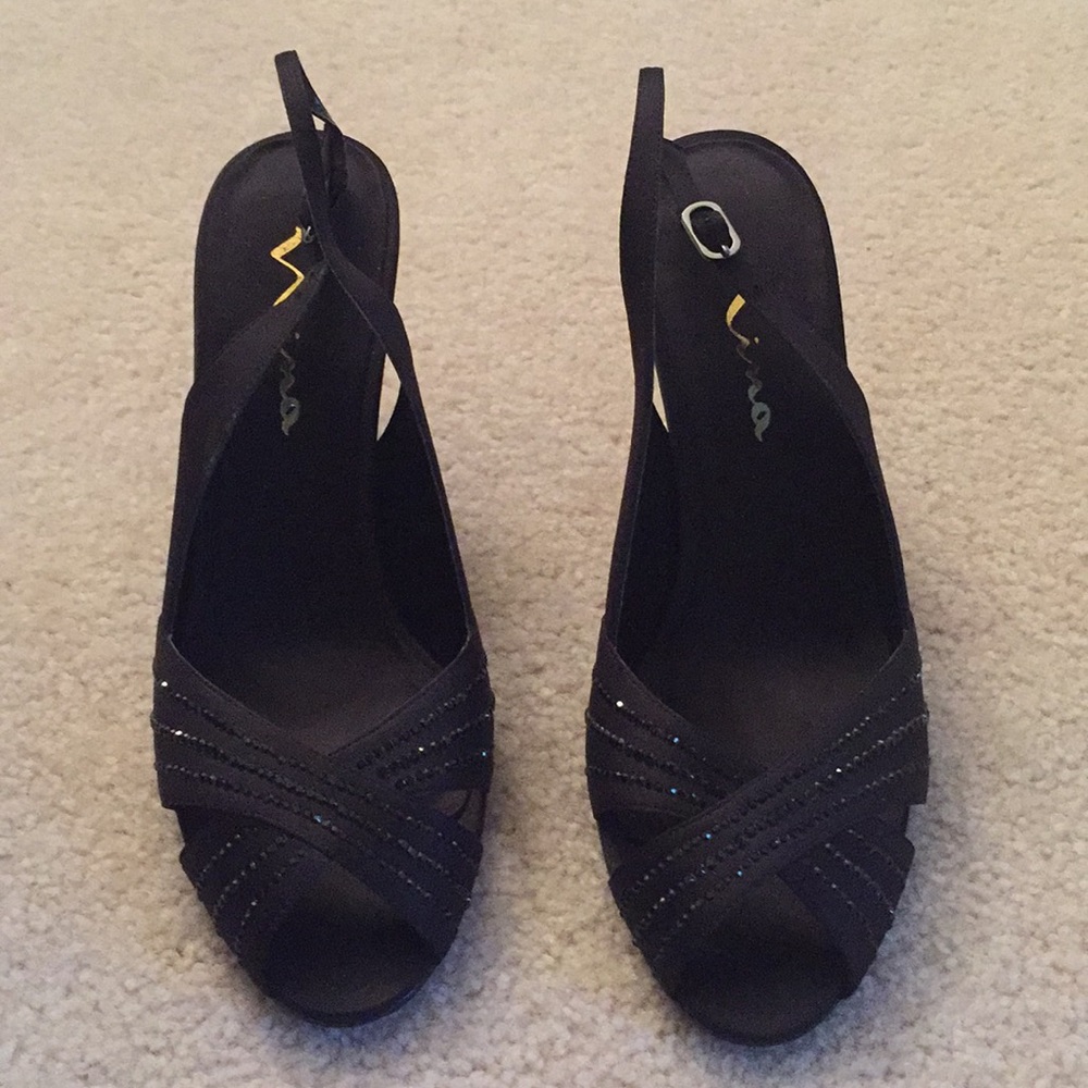 Evening peep toe heel with Black rhinestone detail